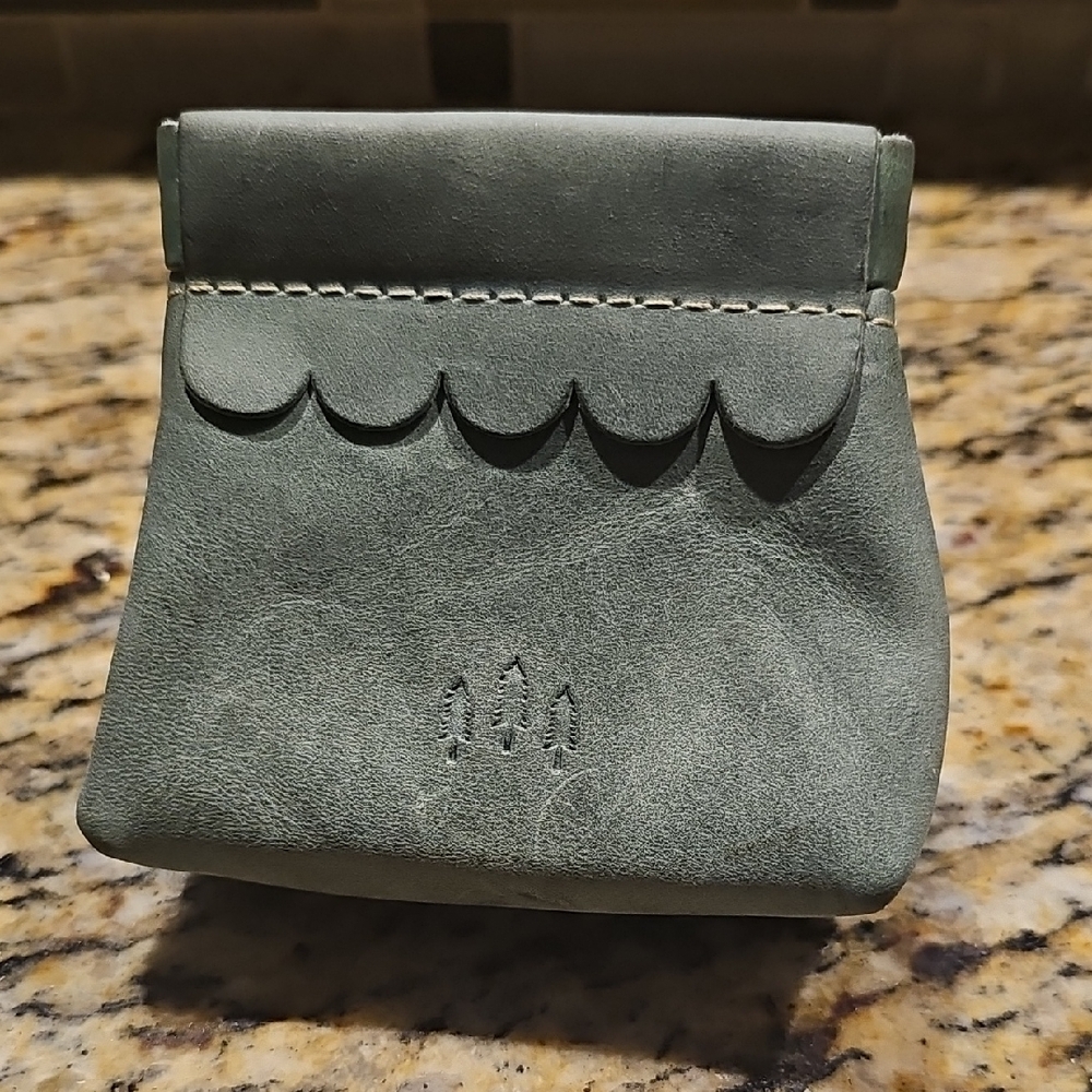 Portland Leather Cucumber Cosmetic Bag